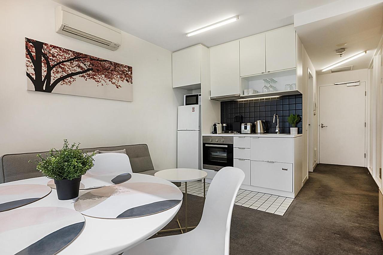 2-Bed Unit Metres From Cbd Malls, Dining & Sights Melbourne Exterior photo