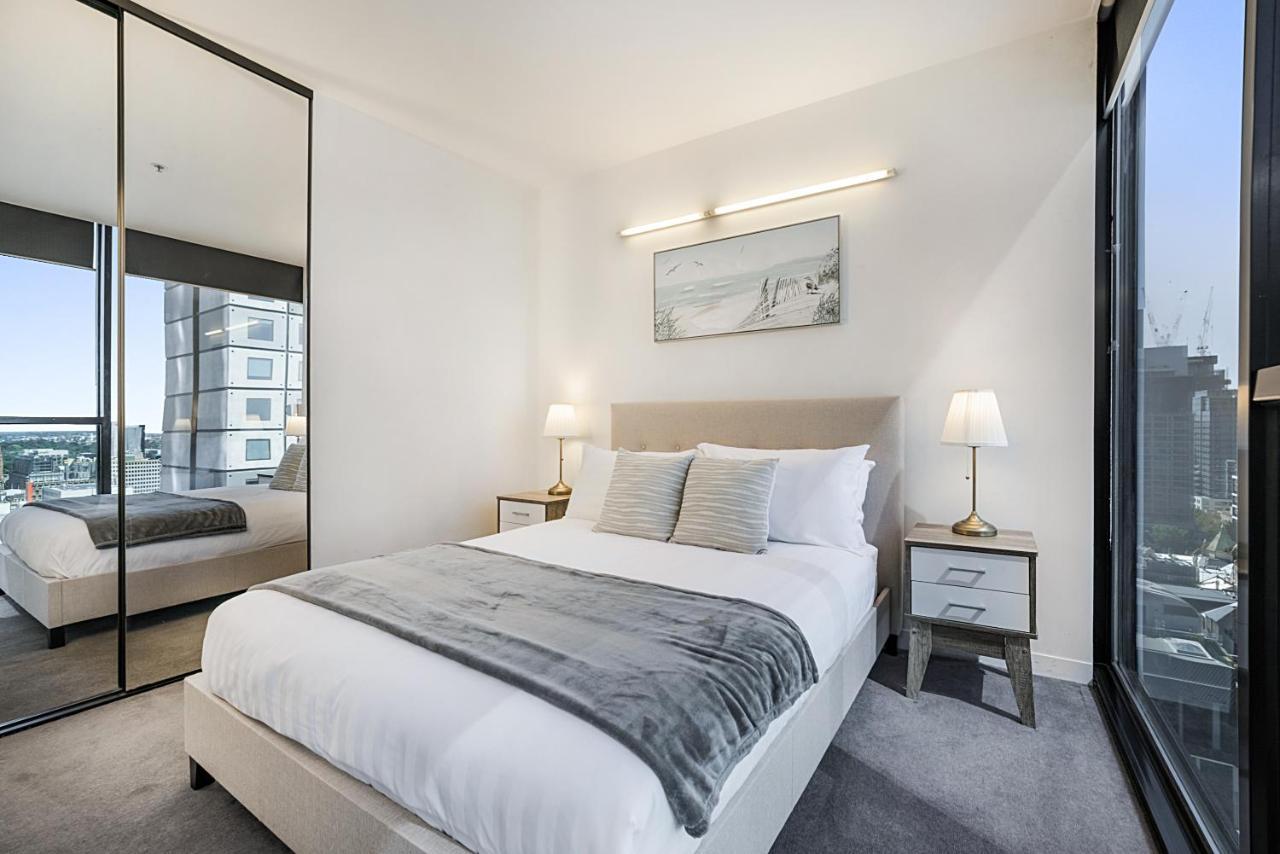 2-Bed Unit Metres From Cbd Malls, Dining & Sights Melbourne Exterior photo