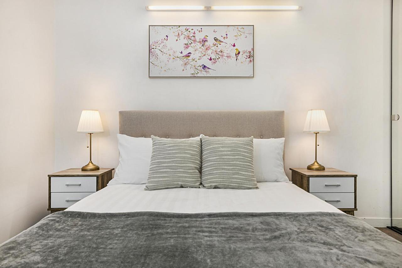 2-Bed Unit Metres From Cbd Malls, Dining & Sights Melbourne Exterior photo