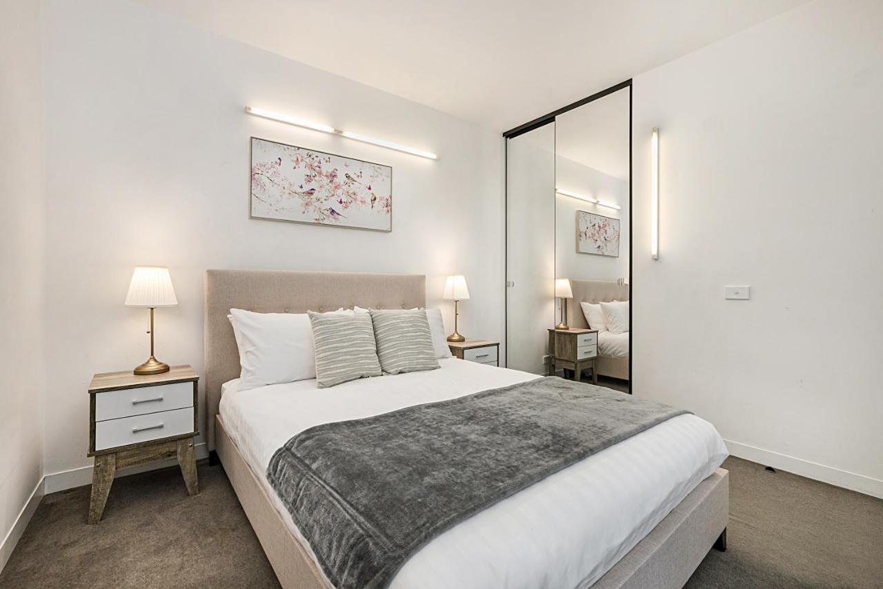 2-Bed Unit Metres From Cbd Malls, Dining & Sights Melbourne Exterior photo
